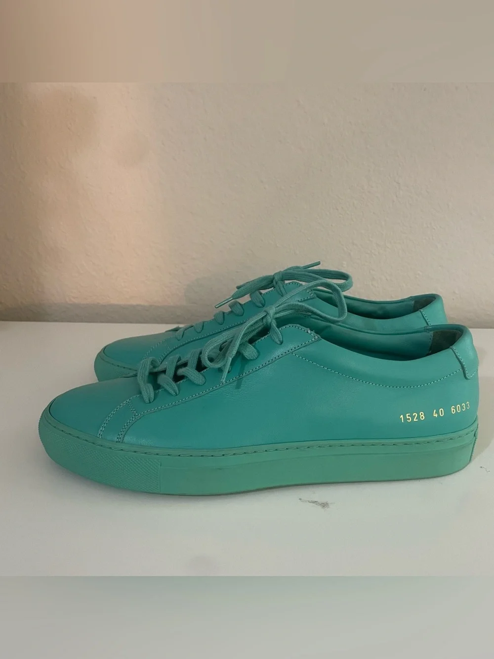 Common Projects Original Achilles Low in Rare Mint Turquoise Size 7